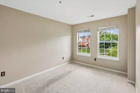 Bedroom - 15103 Dalby Ct, Bowie, MD 20721 photo 7 of 9