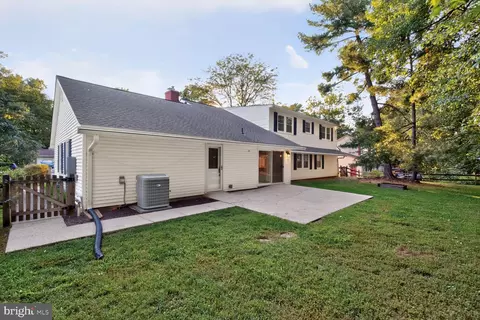 Exterior - 8798 Oxwell Ln, Laurel, MD 20708 photo 3 of 4