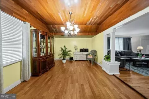 Entry Way - 12502 Killian Ln, Bowie, MD 20715 photo 2 of 7