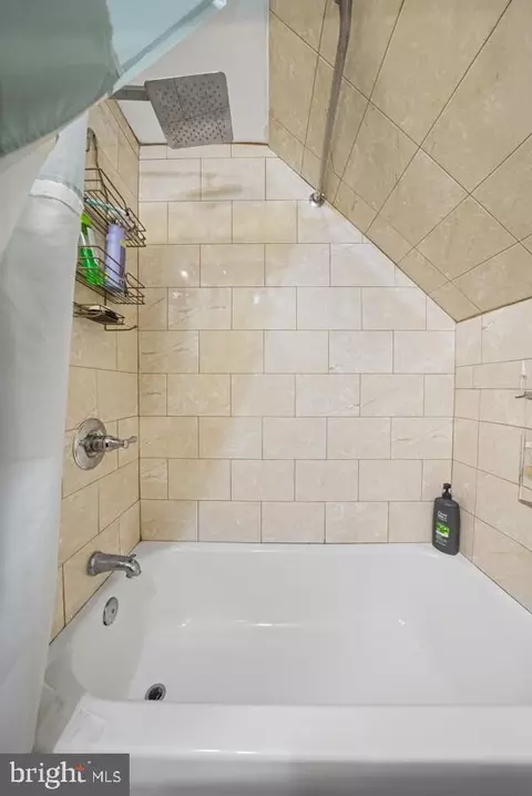 Bath - 12502 Killian Ln, Bowie, MD 20715 photo 2 of 2