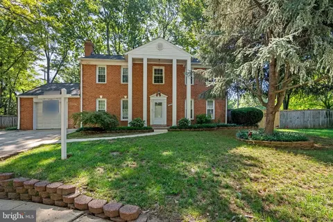 12609 King Arthur Ct, Glenn Dale, MD 20769