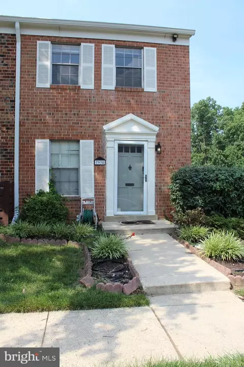 7938 Lakecrest Dr, Greenbelt, MD 20770