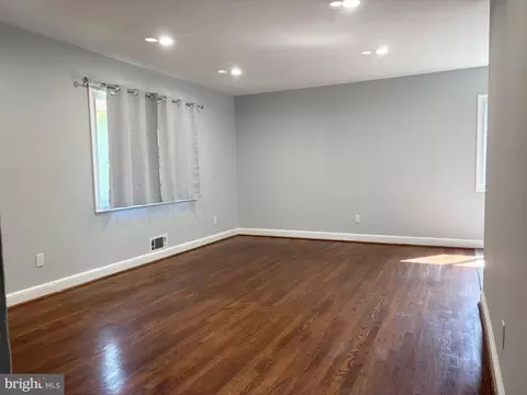 Living - 9103 Wallace Rd, Lanham, MD 20706 photo 1 of 5