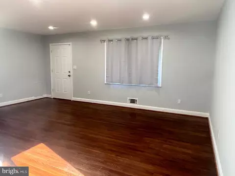 Living - 9103 Wallace Rd, Lanham, MD 20706 photo 3 of 5
