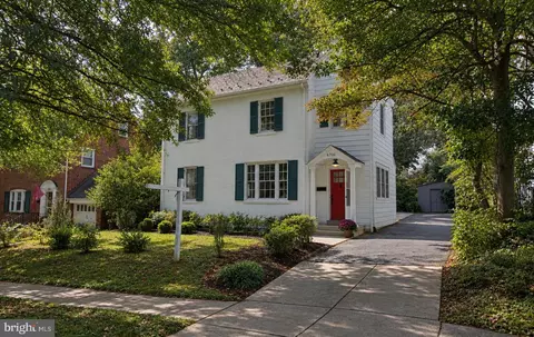 6706 44th Ave, Hyattsville, MD 20782