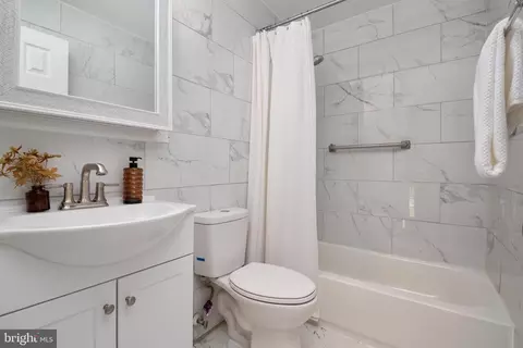 Bath - 8510 Schultz Rd, Clinton, MD 20735 photo 2 of 3
