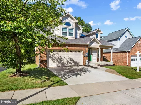 Exterior - 9320 Creekview Dr, Laurel, MD 20708 photo 3 of 8
