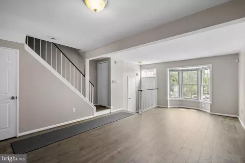 Living - 14122 Oakpointe Dr, Laurel, MD 20707 photo 7 of 7