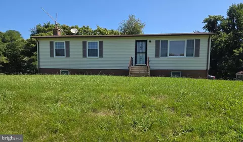 17635 Eagle Harbor Rd, Aquasco, MD 20608