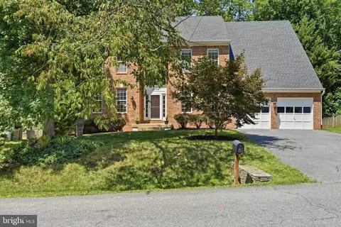 Exterior - 12106 Quick Fox Ln, Bowie, MD 20720 photo 11 of 12