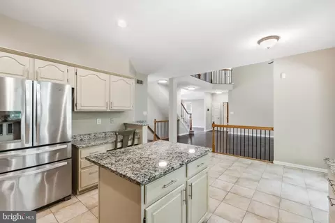 Entry Way - 12106 Quick Fox Ln, Bowie, MD 20720 photo 2 of 11