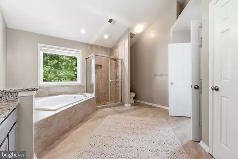 Entry Way - 12106 Quick Fox Ln, Bowie, MD 20720 photo 6 of 11