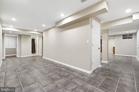 Entry Way - 12106 Quick Fox Ln, Bowie, MD 20720 photo 10 of 11