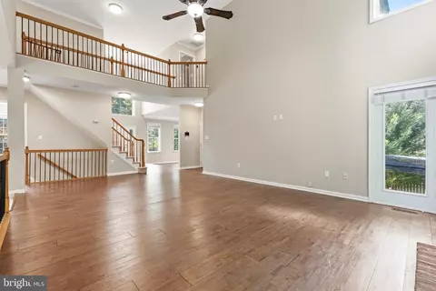 Living - 12106 Quick Fox Ln, Bowie, MD 20720 photo 6 of 10