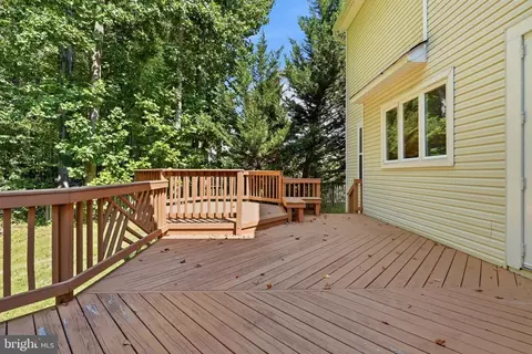 Exterior - 12106 Quick Fox Ln, Bowie, MD 20720 photo 5 of 12