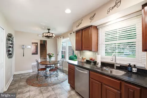 Entry Way - 15515 Straughn Dr, Laurel, MD 20707 photo 4 of 6