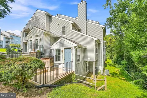 8730 Devon Hills Dr #D, Fort Washington, MD 20744