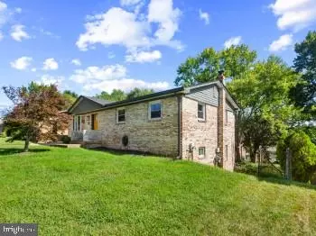 Exterior - 6811 Eilerson St, Clinton, MD 20735 photo 2 of 2