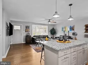 Entry Way - 6811 Eilerson St, Clinton, MD 20735 photo 3 of 10