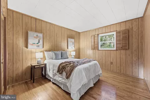 Bedroom - 5607 Haddon Dr, Lanham, MD 20706 photo 3 of 9