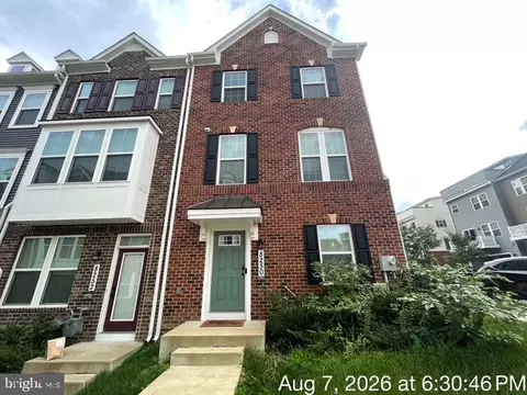 8250 Goldstone Ct, Hyattsville, MD 20785