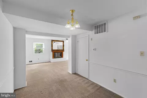 Living - 12000 Dove Cir, Laurel, MD 20708 photo 5 of 5