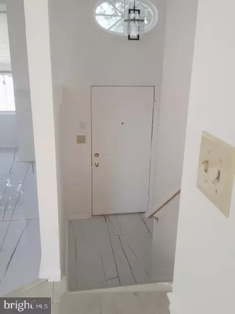 Entry Way - 711 Faraway Ct, Bowie, MD 20721 photo 1 of 10