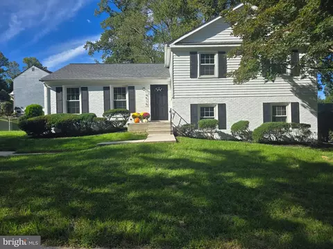 4519 Birchtree Ln, Temple Hills, MD 20748