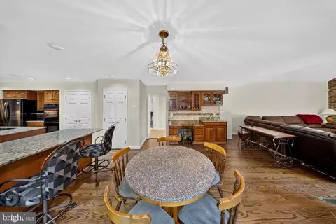 Dining - 13901 Mount Oak Ct, Bowie, MD 20721 photo 3 of 5
