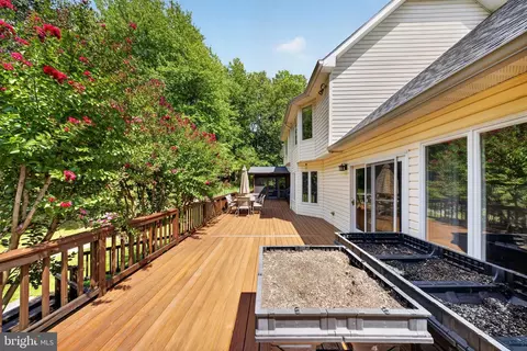 Exterior - 13901 Mount Oak Ct, Bowie, MD 20721 photo 9 of 22