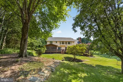 Exterior - 13901 Mount Oak Ct, Bowie, MD 20721 photo 16 of 22