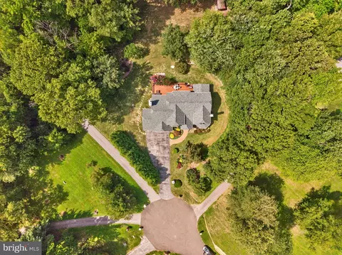 View/Area - 13901 Mount Oak Ct, Bowie, MD 20721 photo 8 of 11