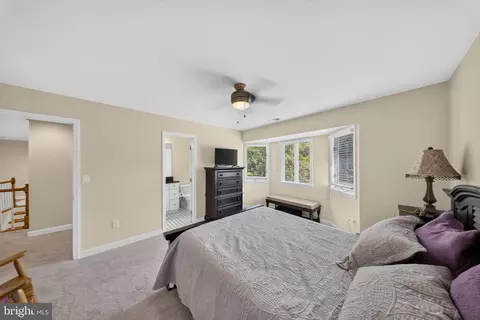 Bedroom - 13901 Mount Oak Ct, Bowie, MD 20721 photo 8 of 10