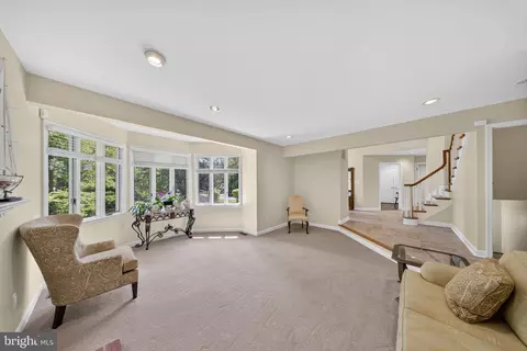 Living - 13901 Mount Oak Ct, Bowie, MD 20721 photo 2 of 3