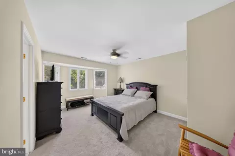 Bedroom - 13901 Mount Oak Ct, Bowie, MD 20721 photo 7 of 10