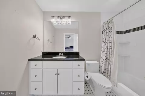 Bath - 13901 Mount Oak Ct, Bowie, MD 20721 photo 6 of 7