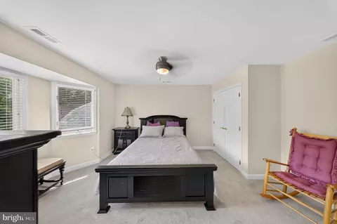 Bedroom - 13901 Mount Oak Ct, Bowie, MD 20721 photo 9 of 10