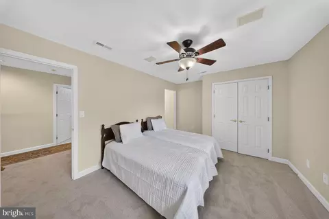 Bedroom - 13901 Mount Oak Ct, Bowie, MD 20721 photo 6 of 10
