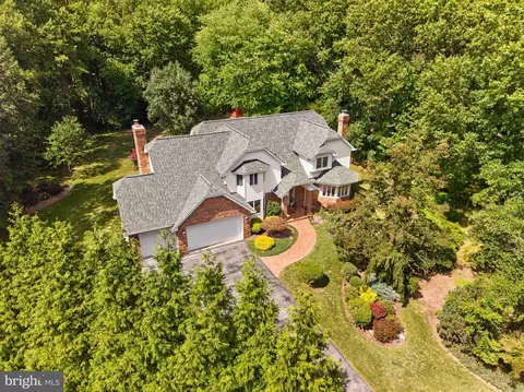 View/Area - 13901 Mount Oak Ct, Bowie, MD 20721 photo 4 of 11