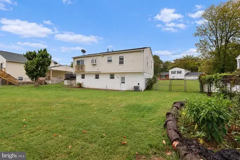 Exterior - 9410 Small Dr, Clinton, MD 20735 photo 8 of 12