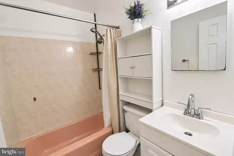 Bath - 9410 Small Dr, Clinton, MD 20735 photo 1 of 3