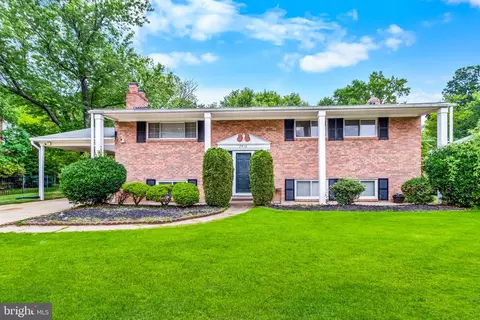 7916 Klovstad Dr, Fort Washington, MD 20744