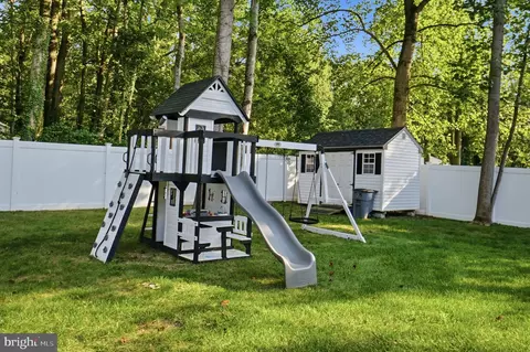 Exterior - 13231 Mockingbird Ln, Bowie, MD 20720 photo 8 of 9