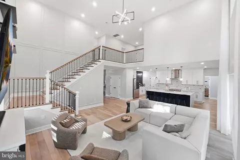 Entry Way - 13231 Mockingbird Ln, Bowie, MD 20720 photo 3 of 16
