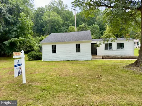 1509 Airport Ln, Accokeek, MD 20607