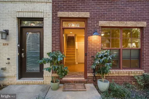 5709 45th Ave, Hyattsville, MD 20781