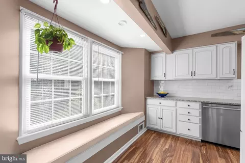 Kitchen - 1106 Beall Pl, Laurel, MD 20707 photo 3 of 3