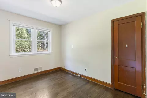 Bedroom - 6004 Chris Mar Ave, Clinton, MD 20735 photo 1 of 4