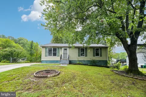 7303 Aquinas Ave, Marlboro, MD 20772
