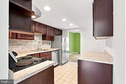 Kitchen - 12003 Pheasant Run Dr, Laurel, MD 20708 photo 2 of 4